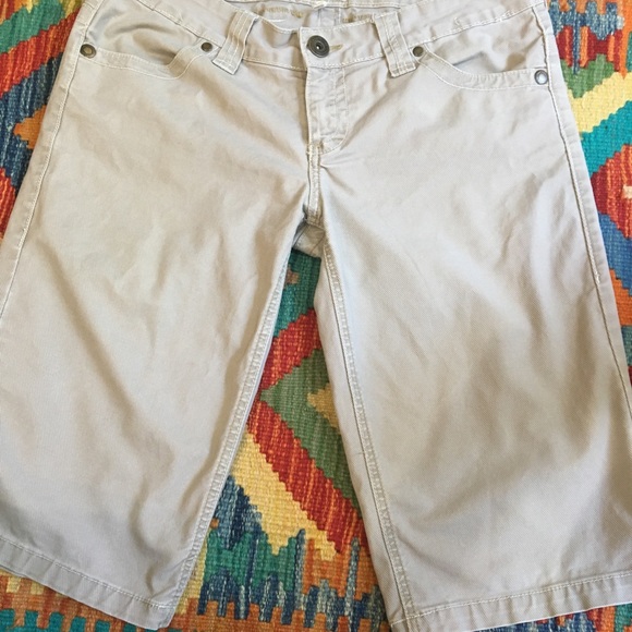 Authentic Twill Twenty Two 22 Bermuda long sand shorts 29 - Picture 8 of 9